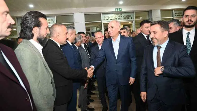 Efkan Ala: Türkiye'nin önünde 4-5 yıllık bir siyasi otoban yapılmalı