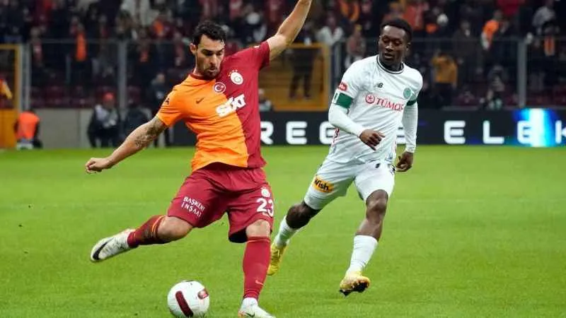 Galatasaray, Konyaspor'u ikinci yarıda geçti