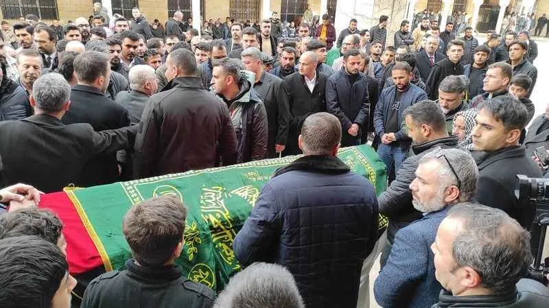 Hayatını kaybeden eski milletvekili Halil Özcan son yolculuğuna uğurlandı