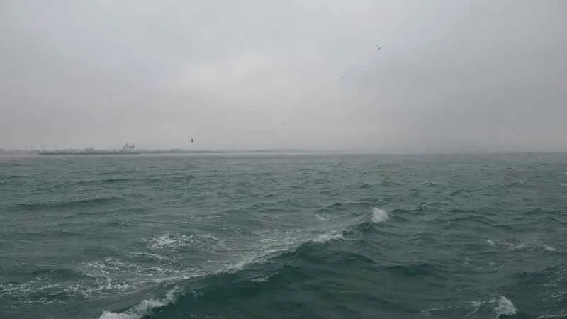 Çanakkale Boğazı transit gemi geçişlerine kapatıldı