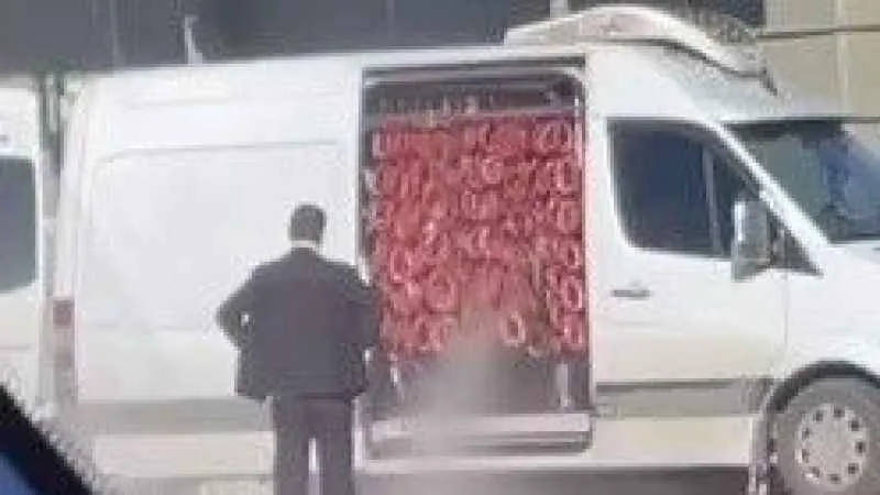 Benzinlikte sucukları yıkayan kişilere 150 bin lira ceza verilecek