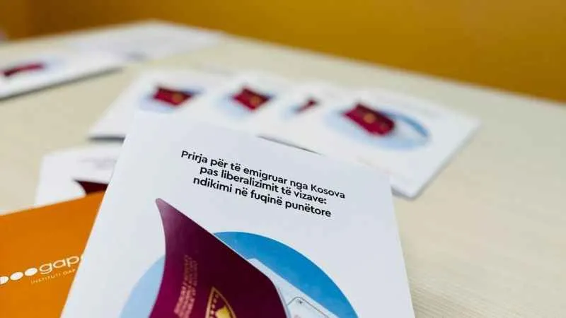 Kosovalıların yüzde 28'i göç etmeyi planlıyor