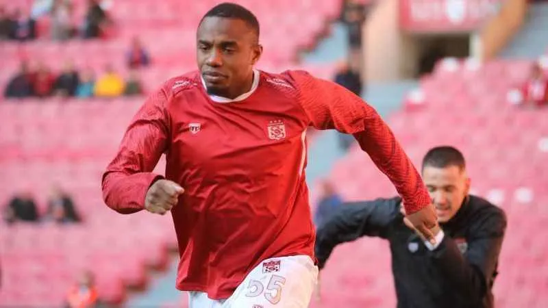 Sivasspor’da Fode Koita kırmızı kart gören Fode Koita, Gaziantep'te yok