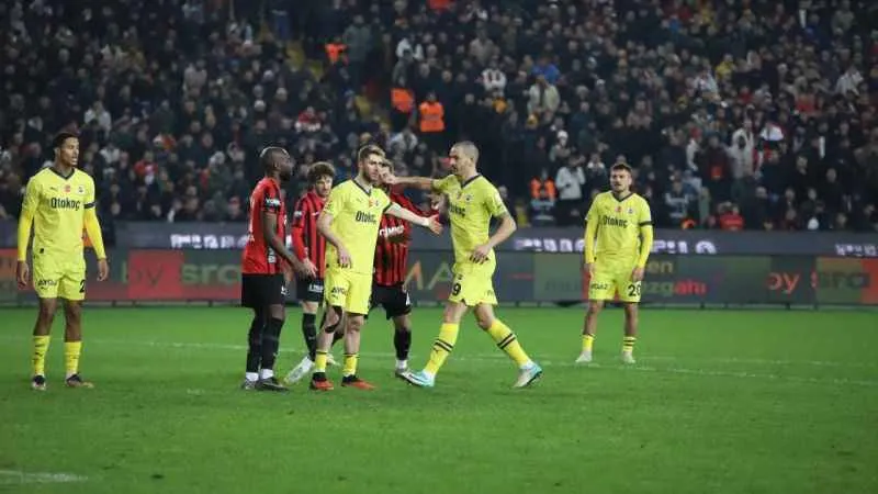 Fenerbahçe, Gaziantep deplasmanında kazanırken zorlandı