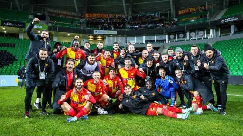 İkinci sıraya çıkan Göztepe kadroyu güçlendiriyor