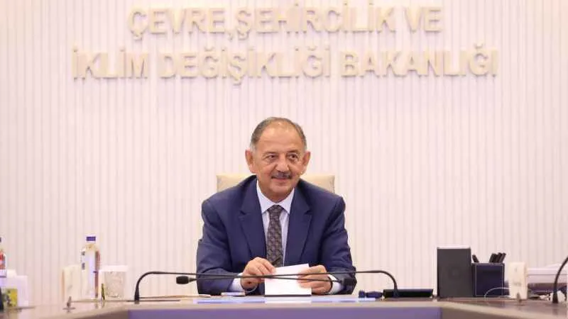 Bakan Özhaseki: “Devlet millet el ele İstanbul’umuzu yeniliyoruz”