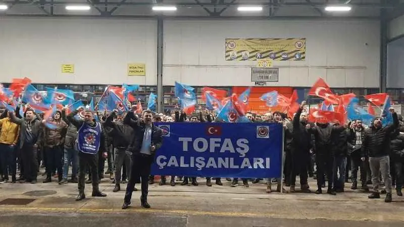 Tofaş işçileri grev kararı aldı
