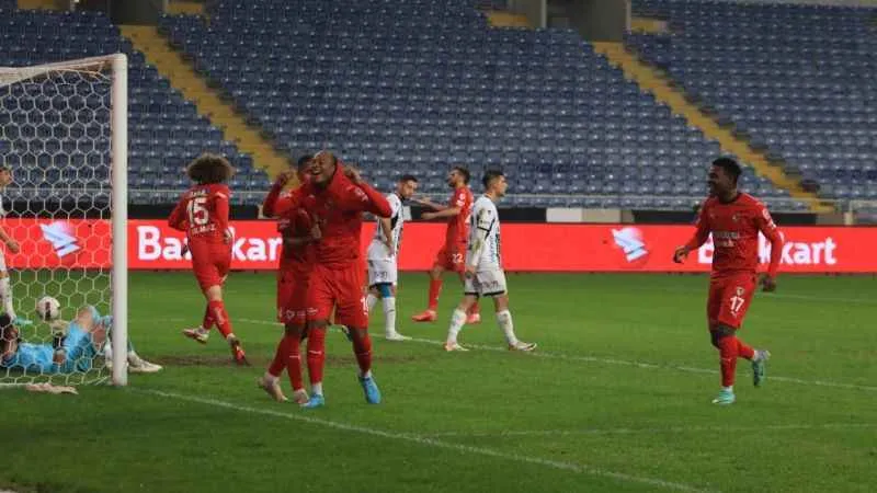 Hatayspor, Ziraat Türkiye Kupasında Sakaryaspor'u farklı geçti