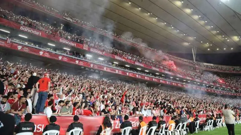 Sivasspor, maç bilet fiyatını 58 TL yaptı