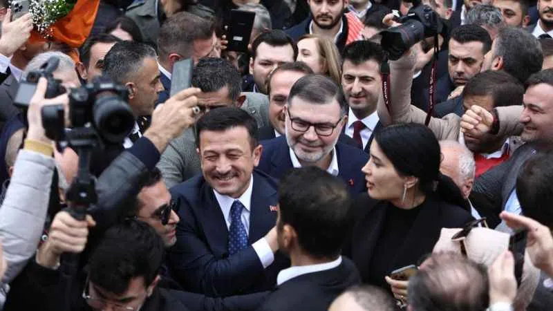 Hamza Dağ: Çalmadık kapı, girmedik gönül kalmayacak