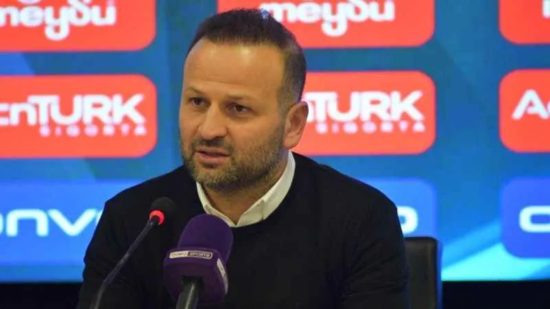 Osman Zeki Korkmaz İstanbulspor'da göreve 3 puanla başladı