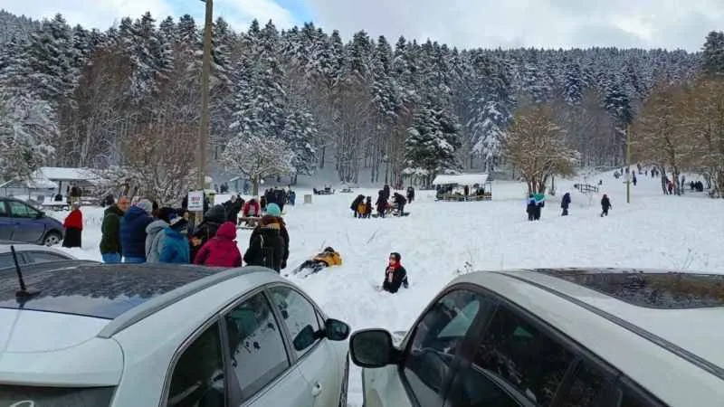 Abant'ta kar kalınlığı 50 santimetreye ulaştı