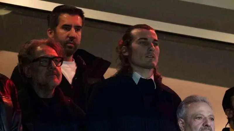 Fenerbahçe'nin yeni transferi Çağlar Söyüncü maçı tribünden izledi