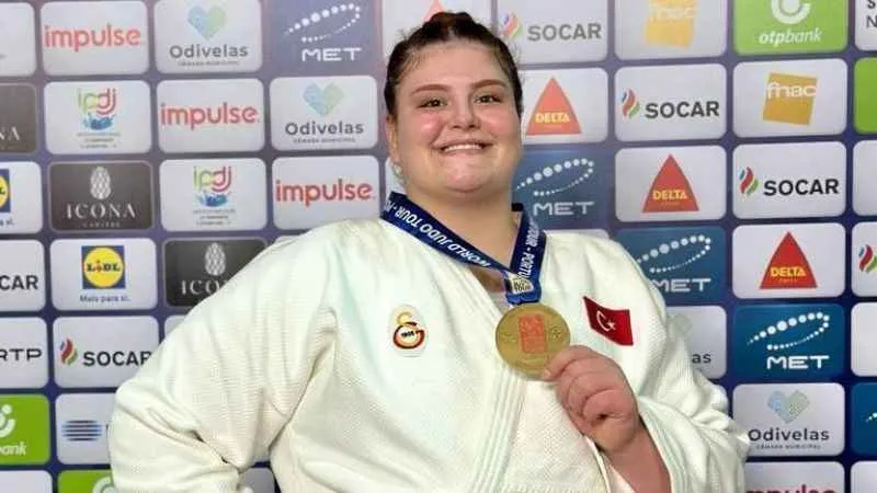 Halil Öztürk, Portekiz'den altın madalya ile dönüyor