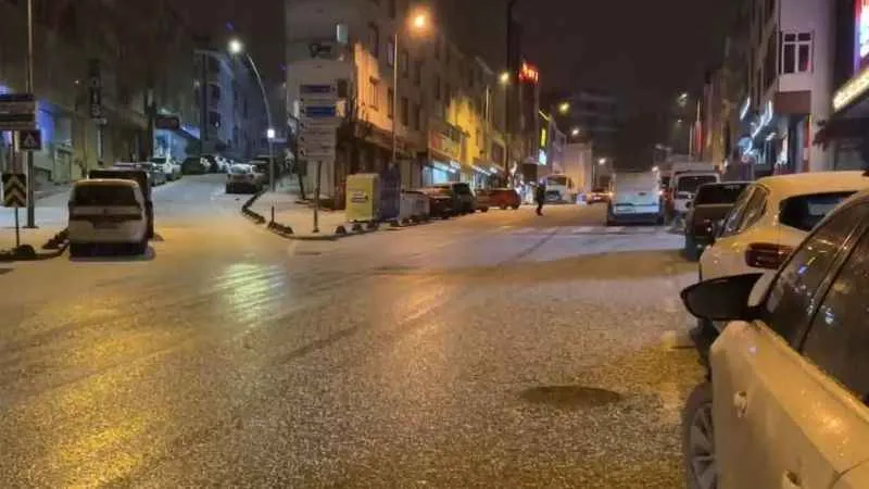 İstanbul'da kar yağışı etkili olmaya başladı