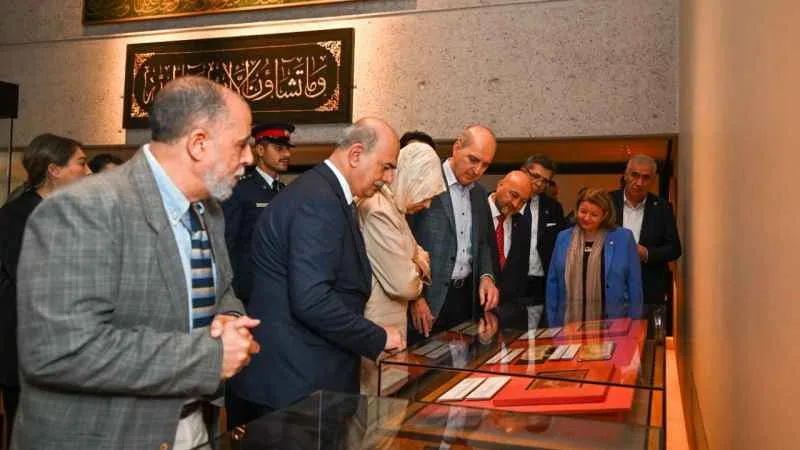 Numan Kurtulmuş, Bahreyn’de müze ve cami ziyareti etti 