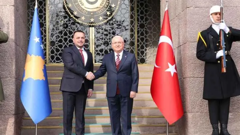  Milli Savunma Bakanı Güler, Kosova'lı mevkidaşı Maqedonci ile görüştü 