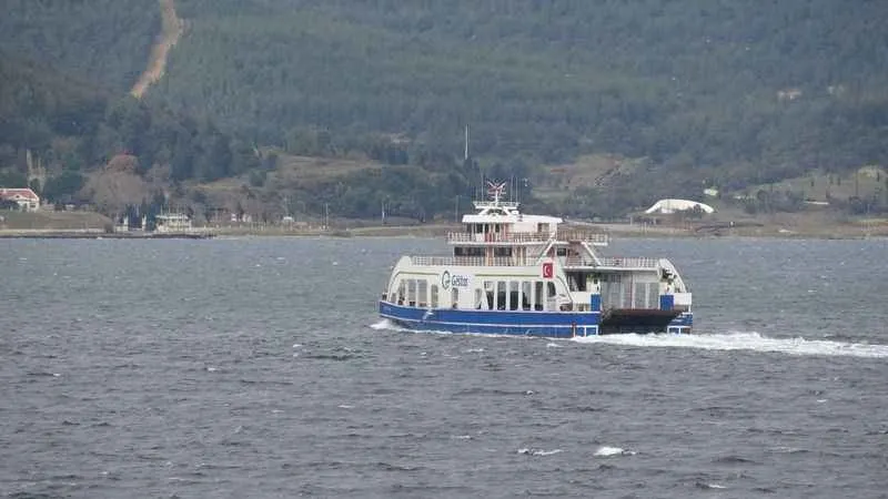 Bozcaada ve Gökçeada feribot seferleri iptal 