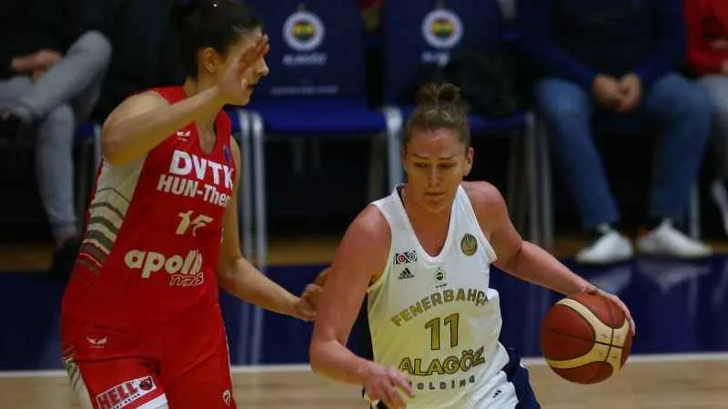 Fenerbahçe, 14 maçta 12 galibiyetle Euroleague'de çeyrek finale yükseldi