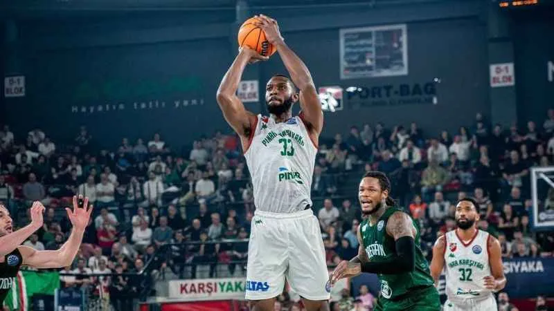 P. Karşıyakalı Vitto Brown haftanın beşinde