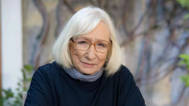 Alev Alatlı Düşünce Evi kuruluyor