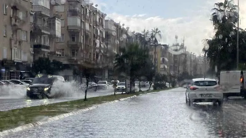 Meteoroloji'den Antalya’ya turuncu kodlu uyarı