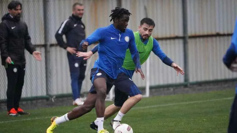 Rizespor, Fenerbahçe maçı hazırlıklarını sürdürüyor