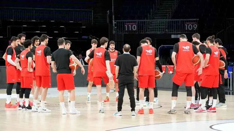 12 Dev Adam, İtalya maçı hazırlıklarını sürdürdü