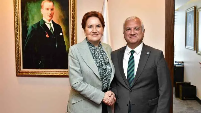 İYİ Parti Genel Başkan Yardımcısı Cem Karakeçili partisinden istifa etti