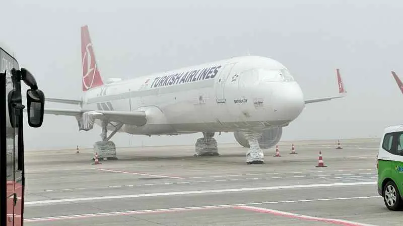 Sabiha Gökçen Havalimanı’nda uçaklar iniş yapamadı