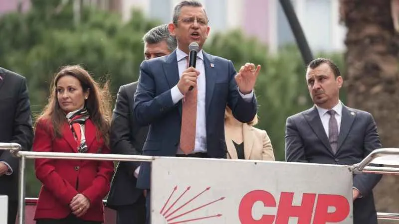 CHP’li Özel’den bedelli askerlik yapanları kızdıracak sözler