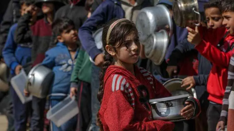Gazze’de yetersiz beslenme nedeniyle ölen çocukların sayısı artıyor