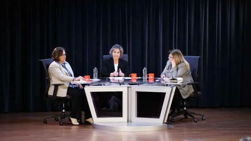 "Kadının soyadı da yok"