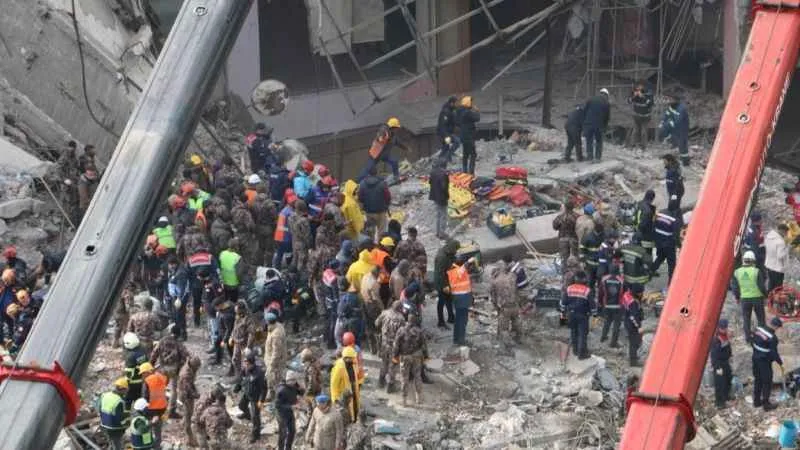 89 kişinin hayatını kaybettiği Galeria Sitesi’nin tutuklu sanıklarına 17 yıl 6'şar ay hapis cezası