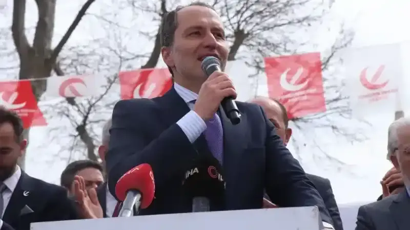 Yeniden Refah Partisi Genel Başkanı Erbakan: “MHP'yi geride bıraktık, şimdi İYİ Parti var”