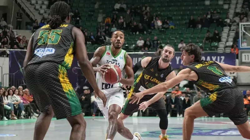 FIBA Europe Cup: Tofaş: 93 - Petrolina AEK: 61