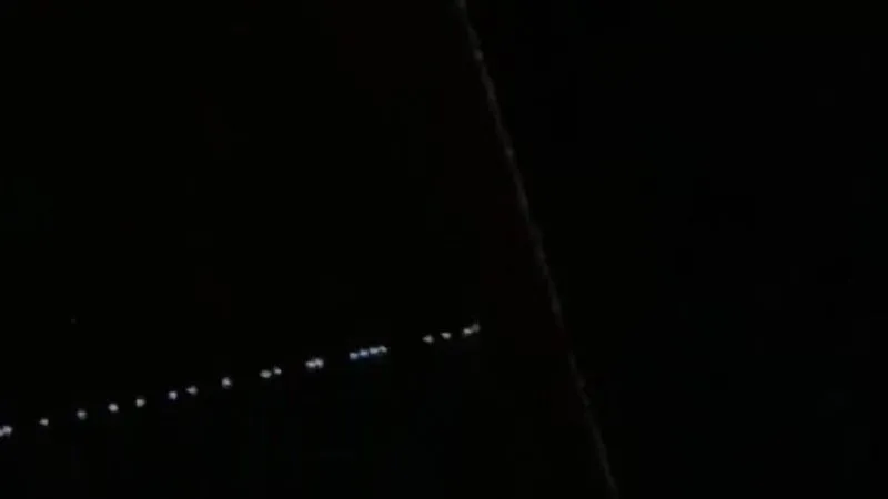 Elazığ’da gece saatlerinde Starlink uyduları görüldü