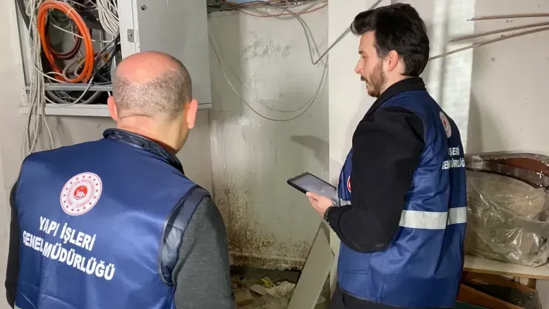 Deprem sonrasında İstanbul’da hasar tespit çalışmaları devam ediyor