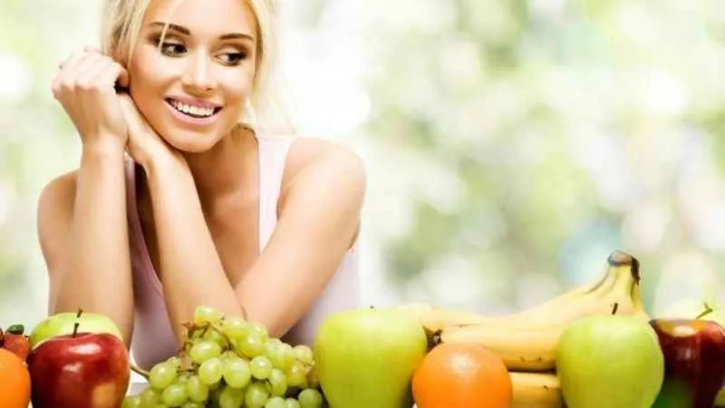 Yaza fit girebilmenin yolu: Su, lifli besin, spor