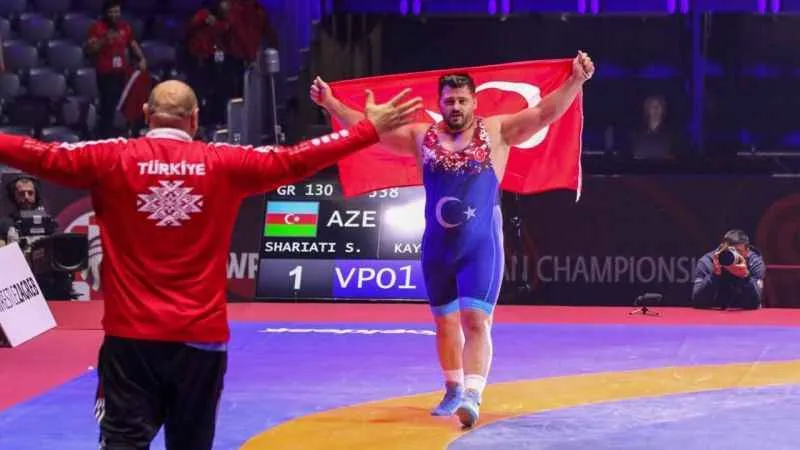  Rıza Kayaalp 12. kez şampiyon 