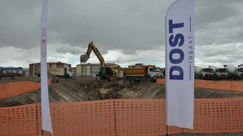 Kars Bölge Hastanesi'nin temelleri atıldı