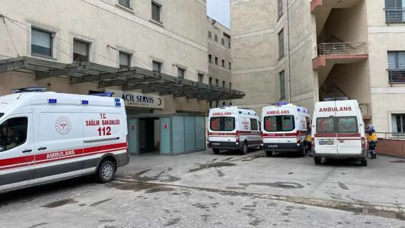 10 öğrenci hastanelik oldu