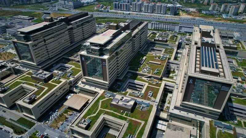  Çam ve Sakura Şehir Hastanesi 3 yılda 10 milyon insana şifa oldu