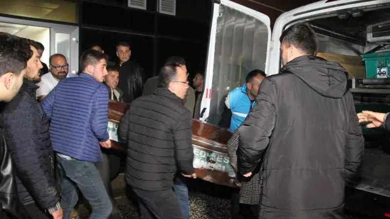 Cemil Eren Leblebici yüzmek için girdiği havuzda hayatını kaybetti