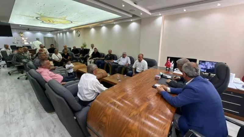 Memleket Partisi’nden 300 kişi AK Parti’ye geçti