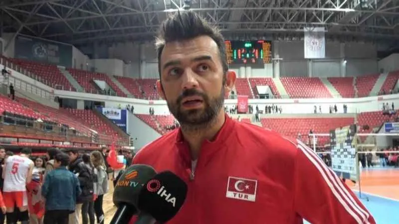 Arslan Ekşi: “Altın Ligi’ni kazanacağız”