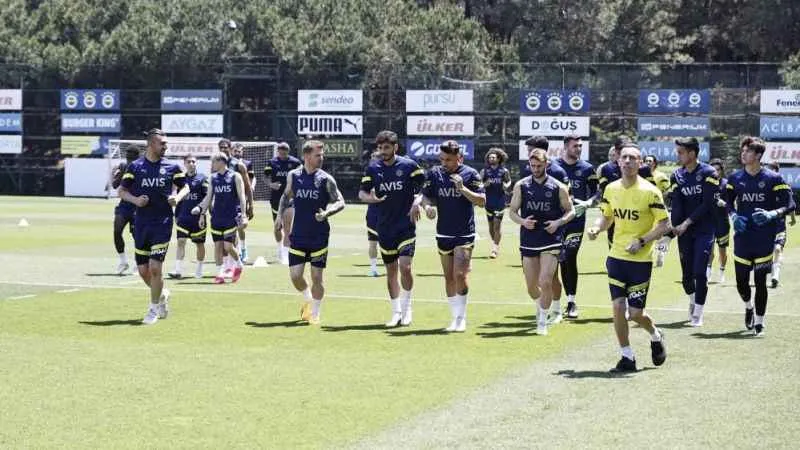 Fenerbahçe’de kupa maçı hazırlıkları sürüyor
