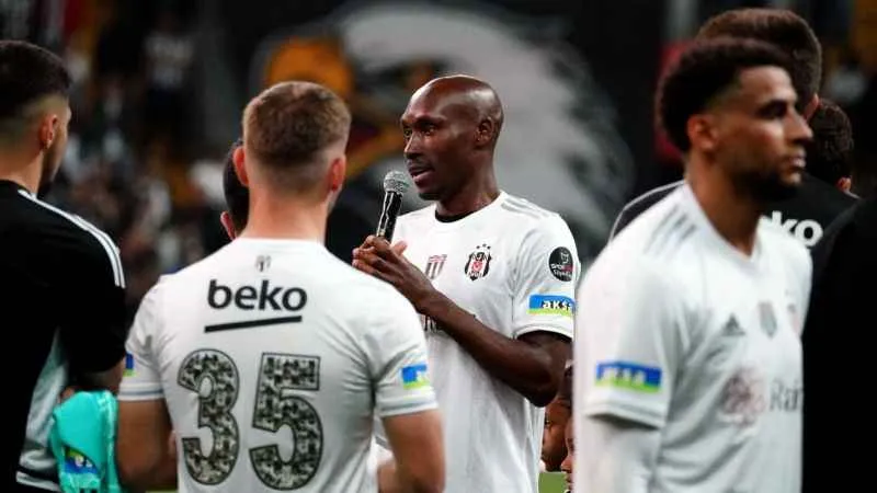 “Bu kulüp bana her zaman dünyanın en iyi futbolcusu gibi hissettirdi”