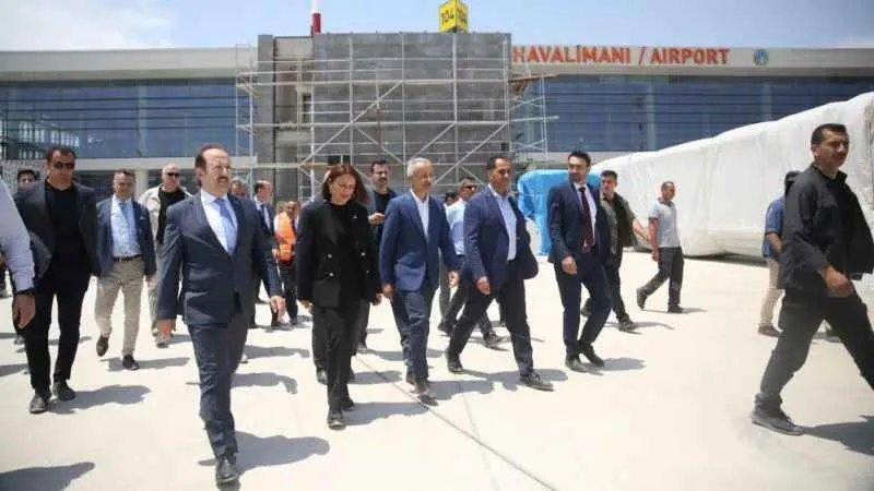 Adana - Mersin arası 35 dakikaya düşecek