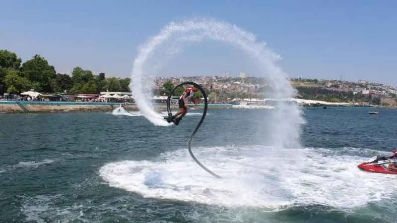 Marmara Denizi'nde muhteşem dans